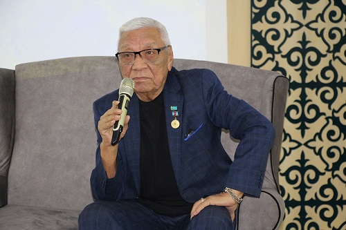 Қаламгер Әлібек Қаңтарбаевпен рухани сұхбат-кездесу 