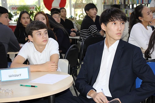 Интеллектуально-патриотический КВИЗ «Мәңгілік елдің мәртебесі»